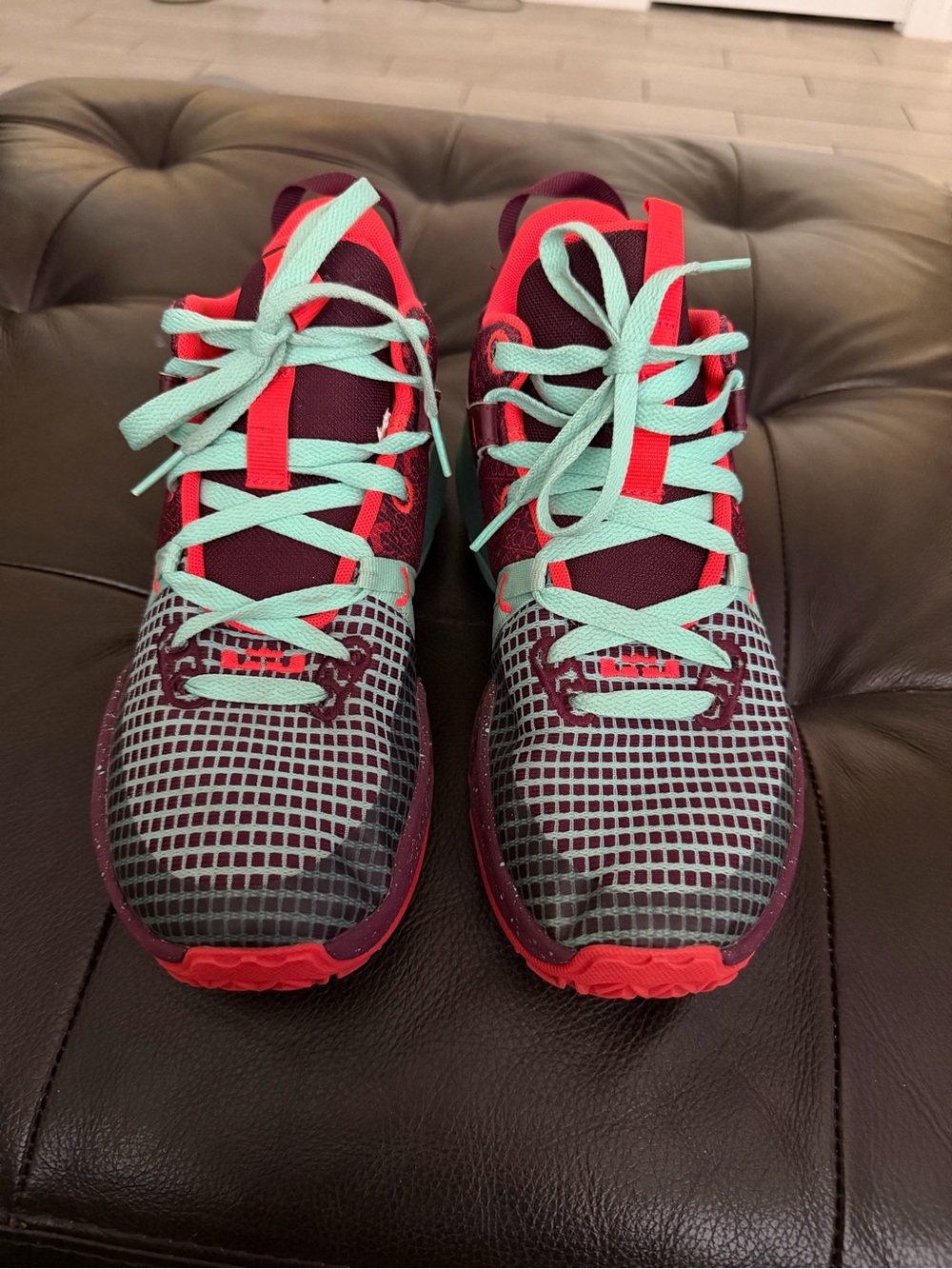 Nike youth basketball Shoes in Maroon, Coral & Mint